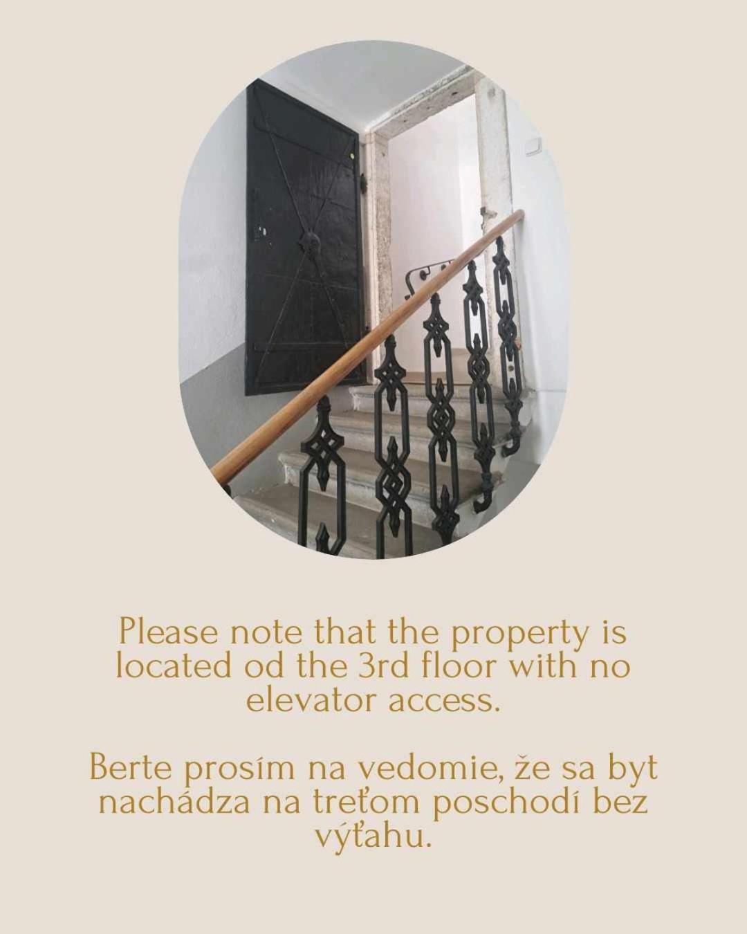 Cozy Apartment In The Heart Of The Historic City Bratislava Ngoại thất bức ảnh